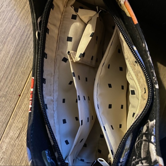 Y2K amazing purse w football helmets&rhinestones - Picture 5 of 7